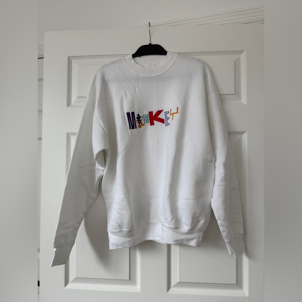 Mickey & Co. White Sweatshirt